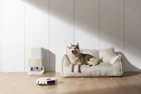 The new Dreame L40 Ultra features a clever base station that washes and dries the mop heads, as well as emptying waste