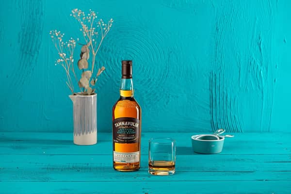 Tamnavulin's Double Cask Speyside Single Malt has aromas of apple, toffee, honey and sweet marzipan