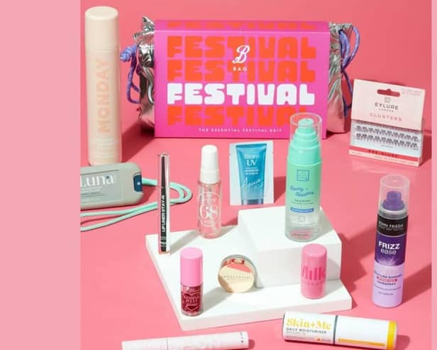 I was shocked by the amount of products included in the Boots Festival Edit Beauty Bag  on offer for £45 