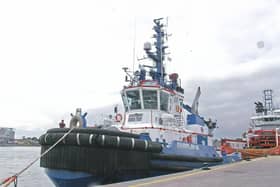 ​German tugboat Fairplay-38 about to sail from Montrose.