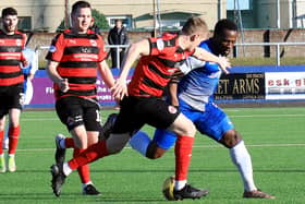 Elijah Simpson breaks forward for Montrose at the weekend. Pic by Phoenix Photography