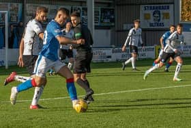 The Forfar backline ensure there's no way through for the Blues. Pic by Bill McCandlish