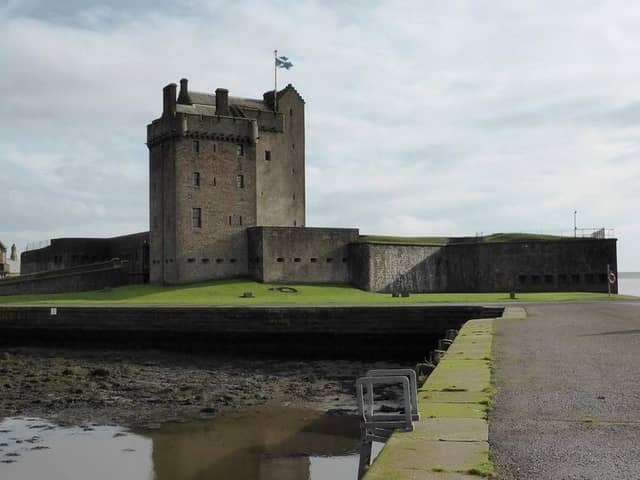 The castle’s lease would be terminated and returned to Historic Environment Scotland.