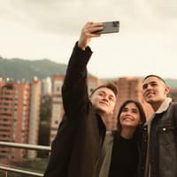 Heading abroad? This discount code saves up to 10% on eSIM data plans