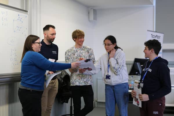 Image from final Masterclass hosted by YouTuber Tom Rocks Maths