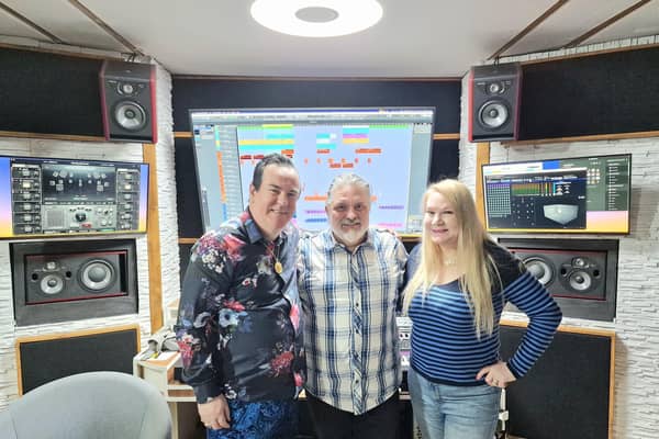 Bringing 2Moreish to life as Craig Stephens, Kirk Turnbull and Debbie Stephens worked 11 hours everyday in the QFX studio at Kirk's home in the Czech Republic