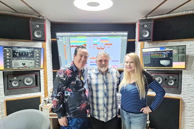 Bringing 2Moreish to life as Craig Stephens, Kirk Turnbull and Debbie Stephens worked 11 hours everyday in the QFX studio at Kirk's home in the Czech Republic