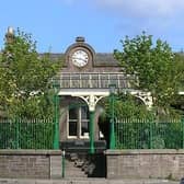 Liam Kerr has requested a site meeting with transport minister Jenny Gilruth and councillors to discuss funding sources for the Caledonian Railway’s proposals.