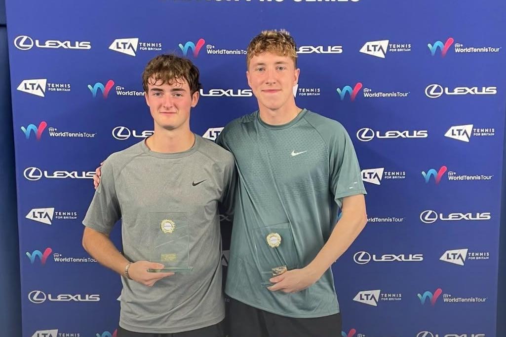 Cameron wins his first ranking title in Surrey