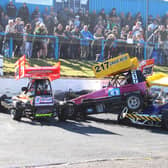 The formula IIs are involved in a shunt at the Racewall