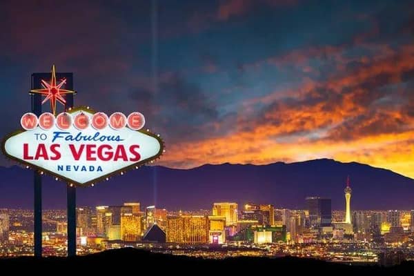 Las Vegas Strip glowing at night