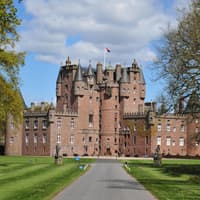 Treasure ticket discount for entry to historic houses