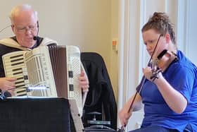 ​Gordon Reid recently made his 450th visit to the care home.