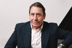 Who’s set to appear with Jools Holland during his annual Hootenanny this year?
