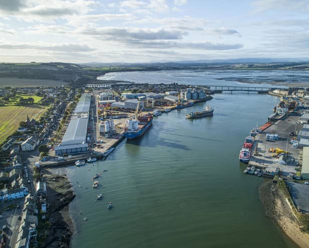 ​The work is concentrating on sites for berths 9, 10 and 11, which will extend the port’s capacity by 30%.
